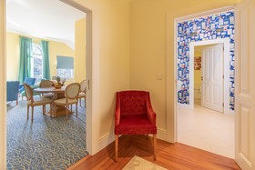 Vintage House Hotel