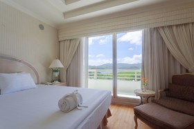 Palasia Hotel Palau