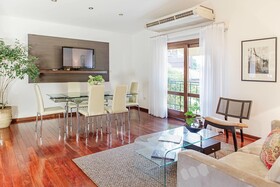 Las Lomas Casa Hotel