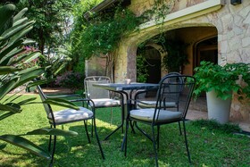 Las Lomas Casa Hotel