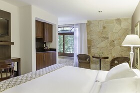 Las Lomas Casa Hotel