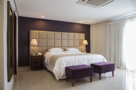 Las Lomas Casa Hotel