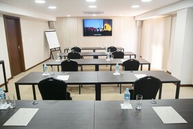 Las Lomas Casa Hotel