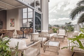 ÚNICO - Stay & Residences by AVA