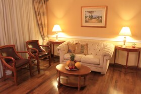 Premier Hill Hotel Suites