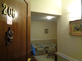Premier Hill Hotel Suites
