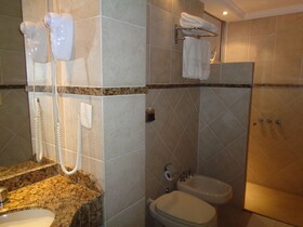 Premier Hill Hotel Suites