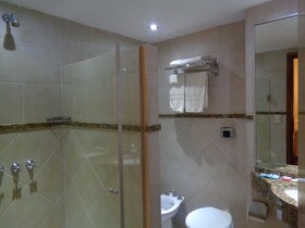 Premier Hill Hotel Suites