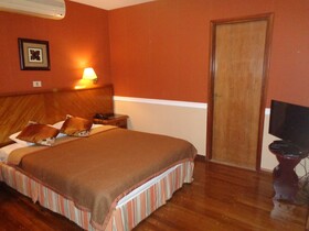 Premier Hill Hotel Suites