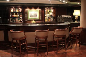 Premier Hill Hotel Suites