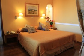 Premier Hill Hotel Suites