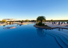 Yacht & Golf Club Paraguayo A Tribute Portfolio Resort