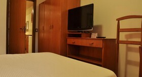 Las Ventanas Suites Hotel