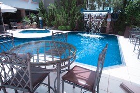 Las Ventanas Suites Hotel