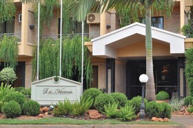 Las Ventanas Suites Hotel