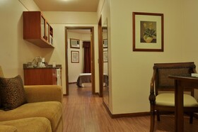 Las Ventanas Suites Hotel