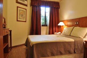 Las Ventanas Suites Hotel