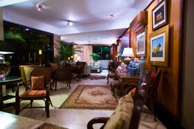 Las Ventanas Suites Hotel