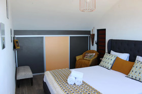 Suite Indigo Jacuzzi Prive Piscine Vue Mer acces cuisine laverie