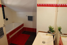 Suite Indigo Jacuzzi Prive Piscine Vue Mer acces cuisine laverie