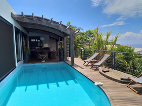 Suite Indigo Jacuzzi Prive Piscine Vue Mer acces cuisine laverie