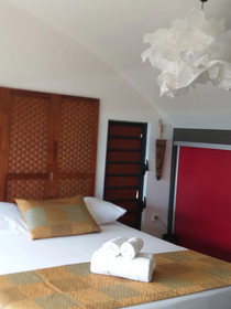 Suite Indigo Jacuzzi Prive Piscine Vue Mer acces cuisine laverie