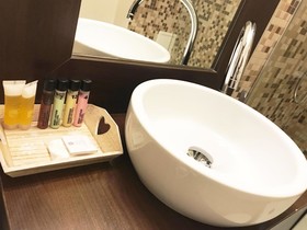 Eden Hotel