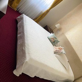 Eden Hotel