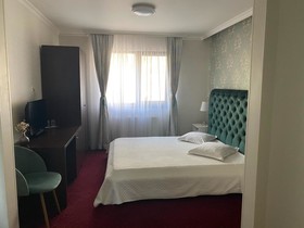 Eden Hotel