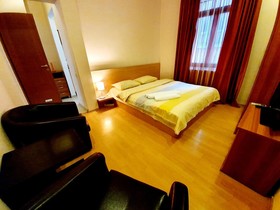 Grandville Apartments