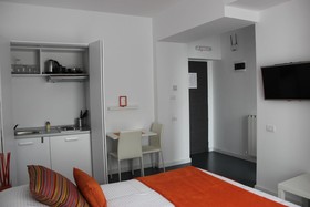 Living Aparthotel