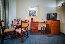 Bucharest Comfort Suites Hotel