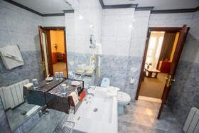 Bucharest Comfort Suites Hotel