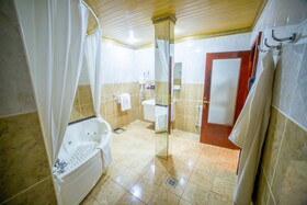 Bucharest Comfort Suites Hotel