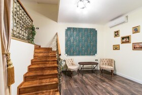 Chic Boutique House