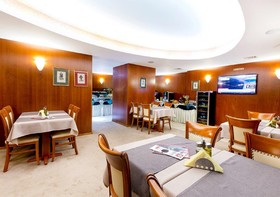 Hotel Duke Romana