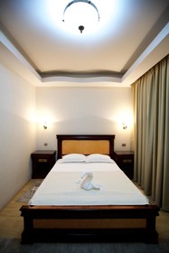 Hotel Bliss