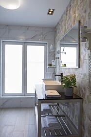 Zeus Essence Bucharest Central