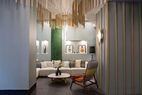 Zeus Essence Bucharest Central