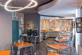 Zeus Essence Bucharest Central