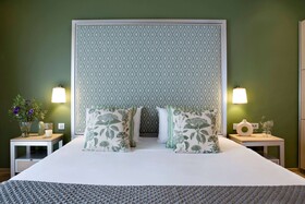 Zeus Essence Bucharest Central