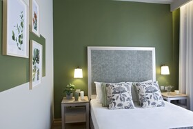 Zeus Essence Bucharest Central