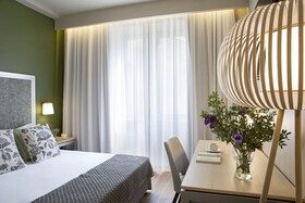 Zeus Essence Bucharest Central