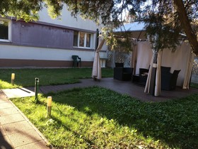 Opera Villa
