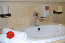 Phoenicia Comfort Hotel