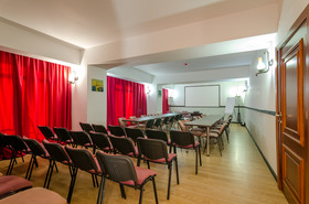Phoenicia Express Hotel