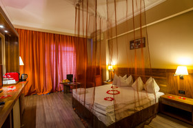 Phoenicia Express Hotel
