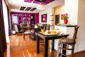 Phoenicia Suites