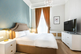 Matisse Bucharest Old Town