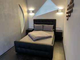 West Park 2 Residence By Lake View